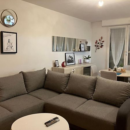בלואה Appartement Avec Parking & Linge Inclus & Local Velos מראה חיצוני תמונה