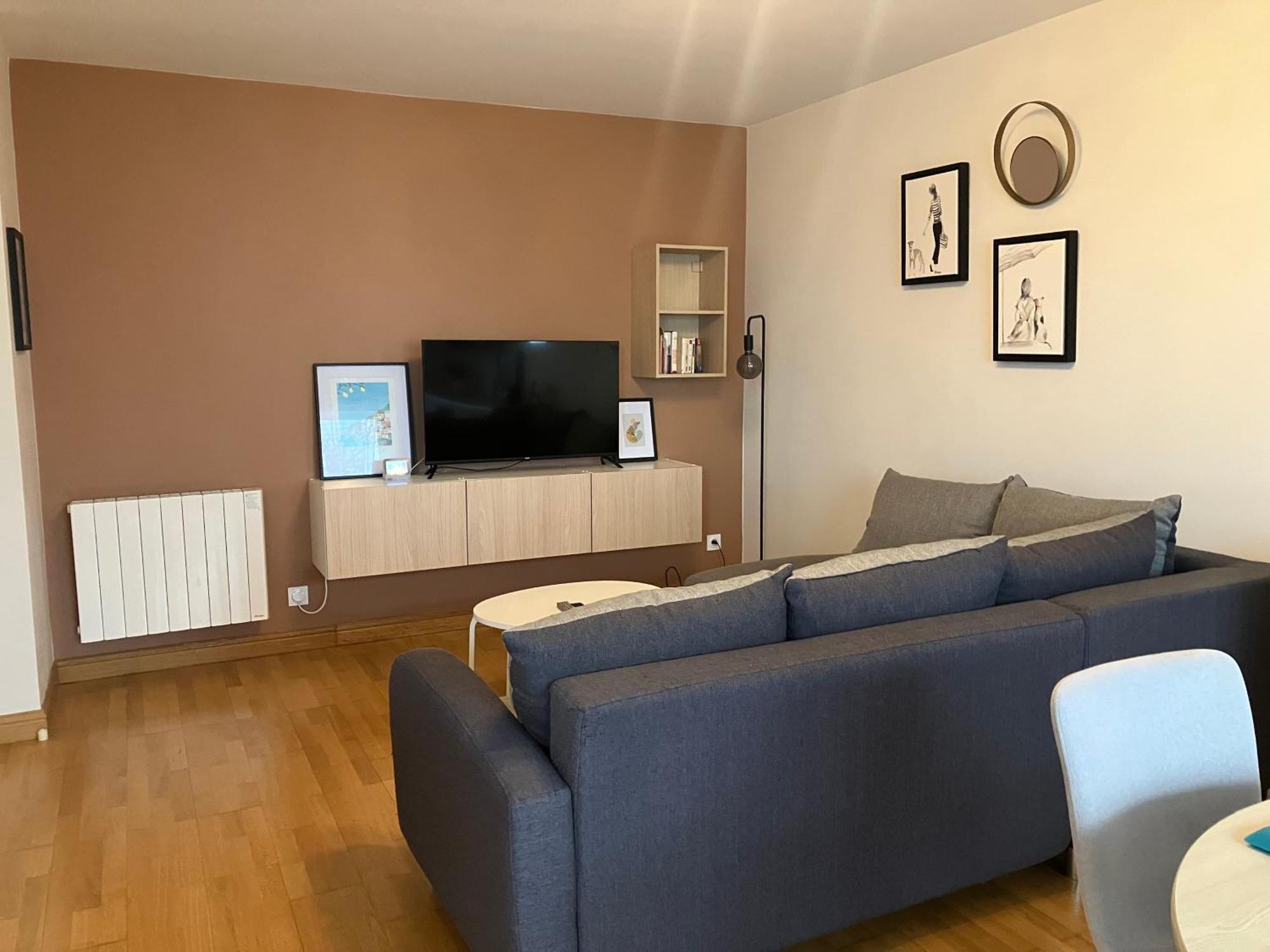 בלואה Appartement Avec Parking & Linge Inclus & Local Velos מראה חיצוני תמונה