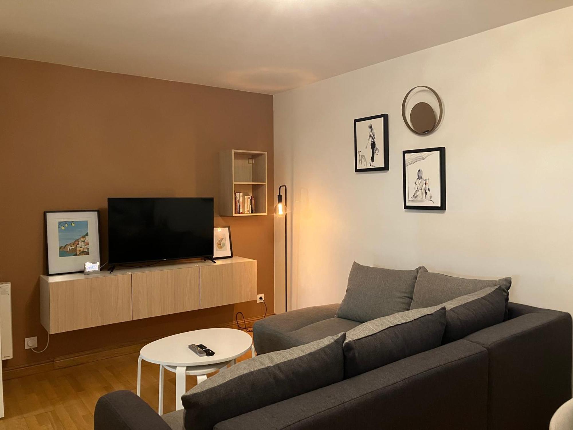 בלואה Appartement Avec Parking & Linge Inclus & Local Velos מראה חיצוני תמונה