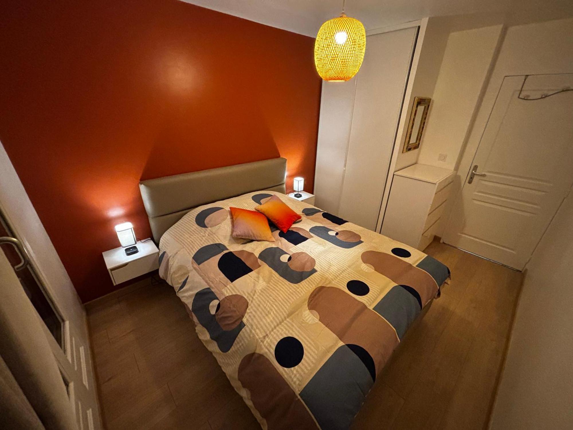 בלואה Appartement Avec Parking & Linge Inclus & Local Velos מראה חיצוני תמונה